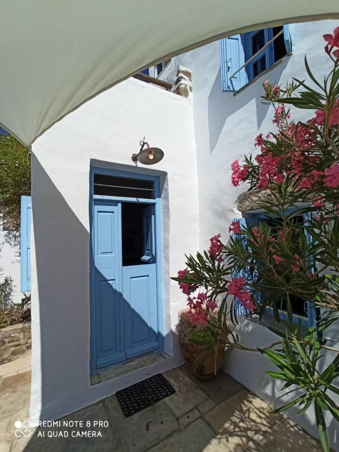 Traditional Stone House With Breathtaking View Villa Serifos Town Exterior foto