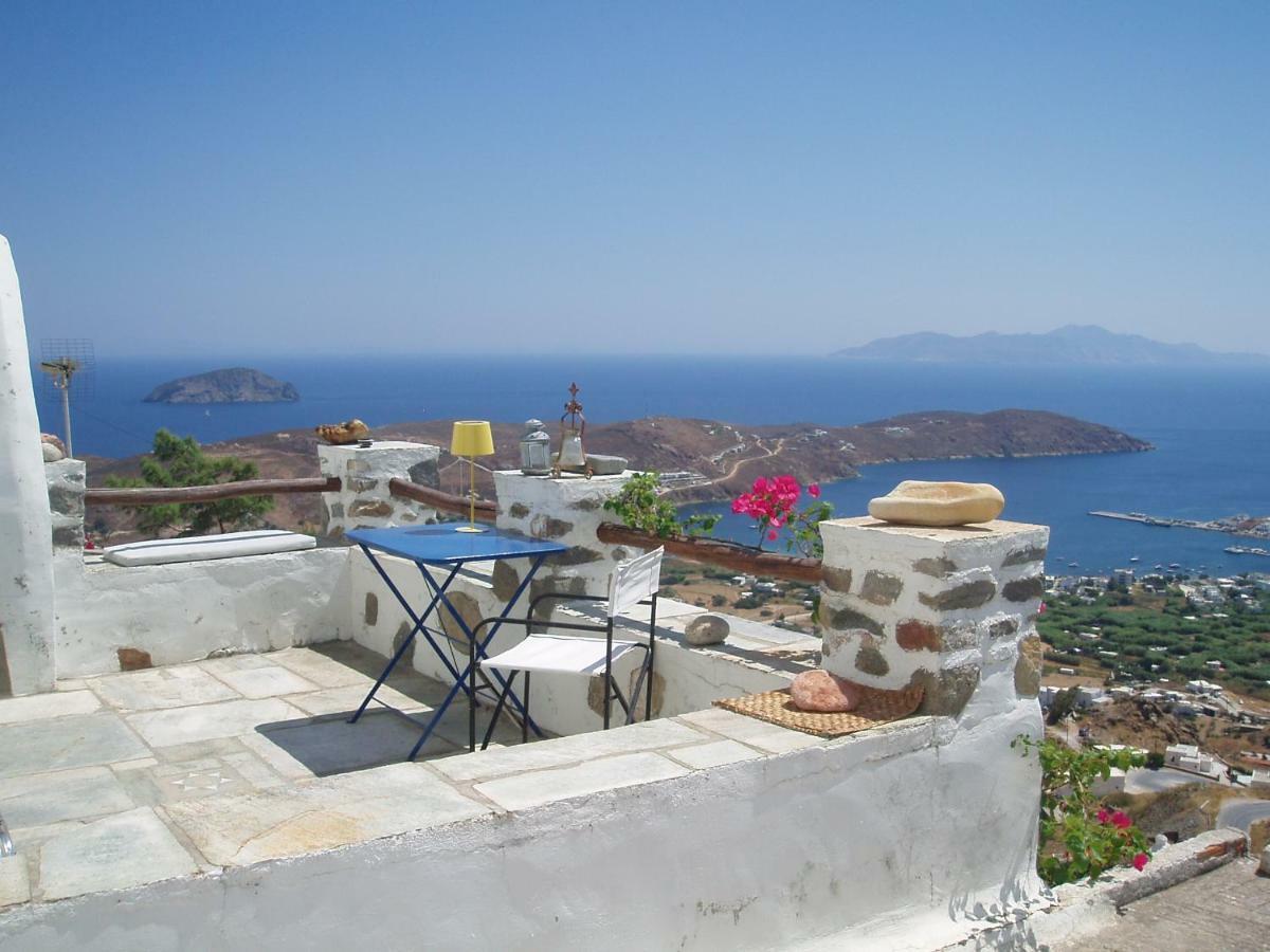 Traditional Stone House With Breathtaking View Villa Serifos Town Exterior foto